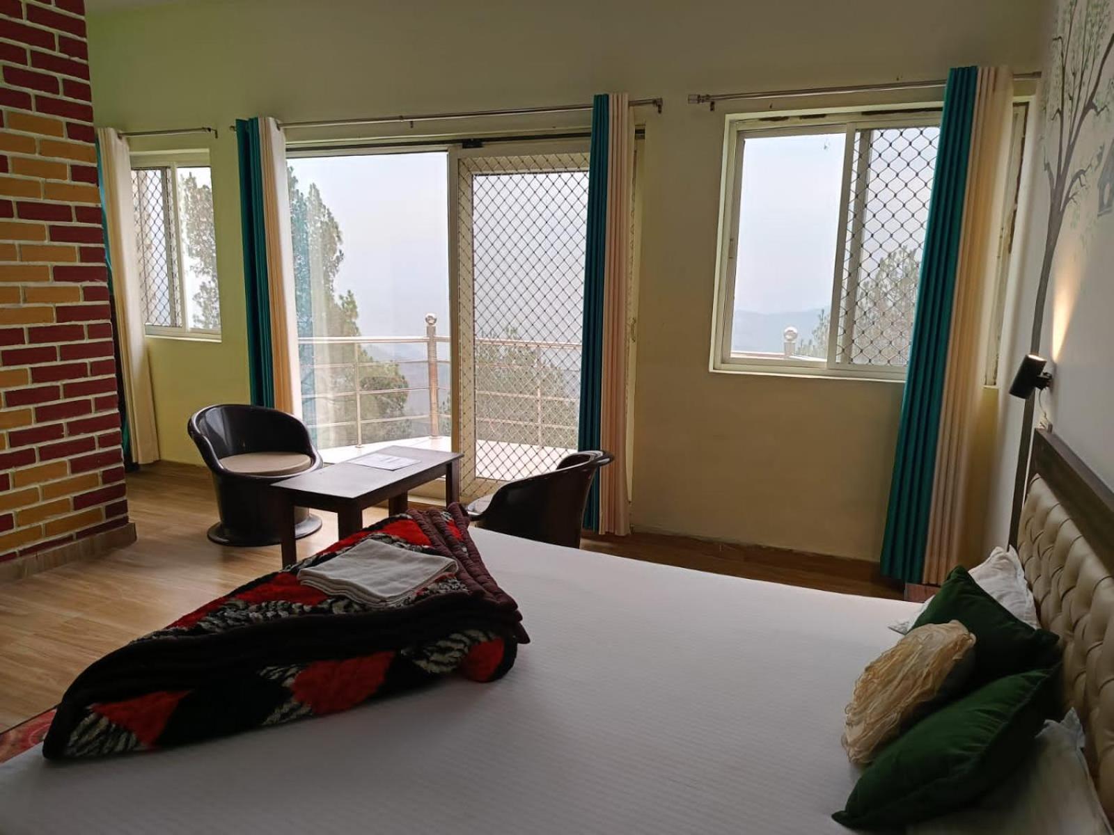 Joshi Holiday Home Stay 兰斯顿 外观 照片