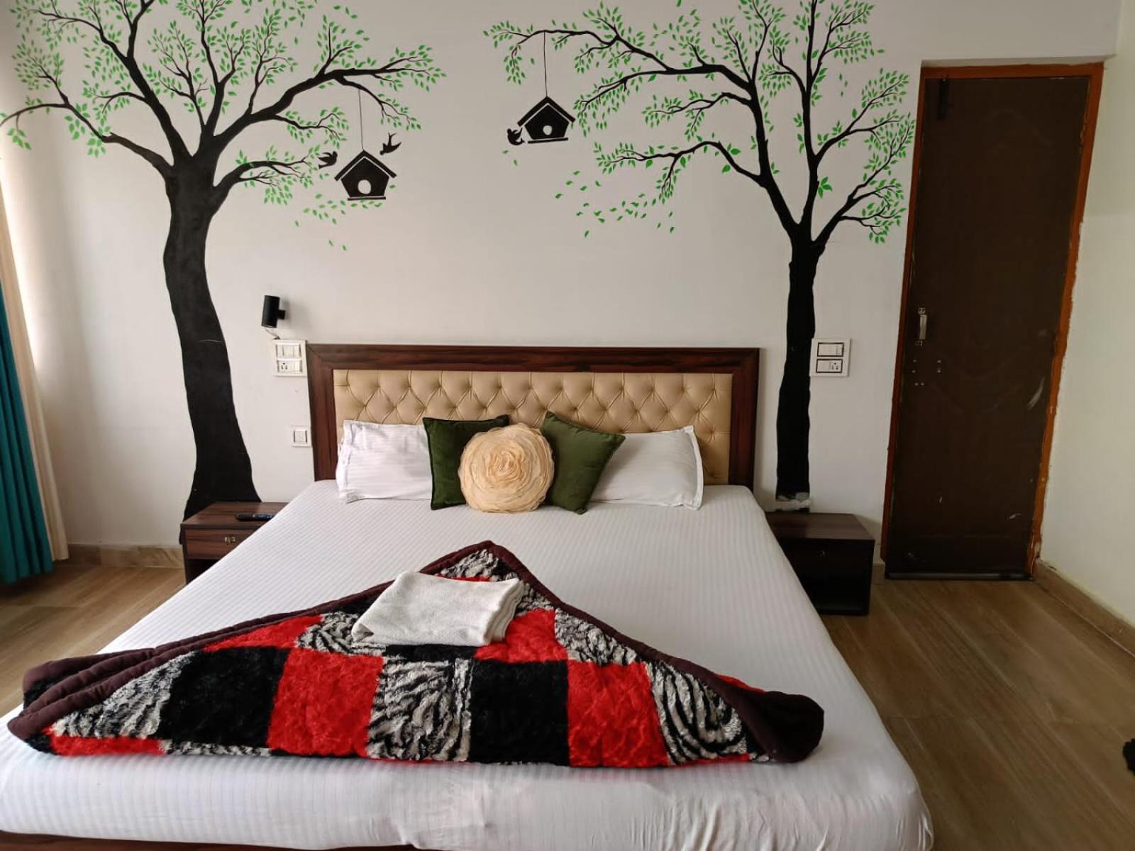 Joshi Holiday Home Stay 兰斯顿 外观 照片